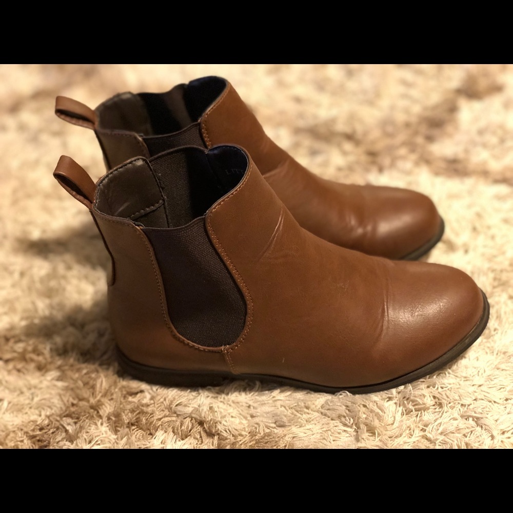 Chelsea boots